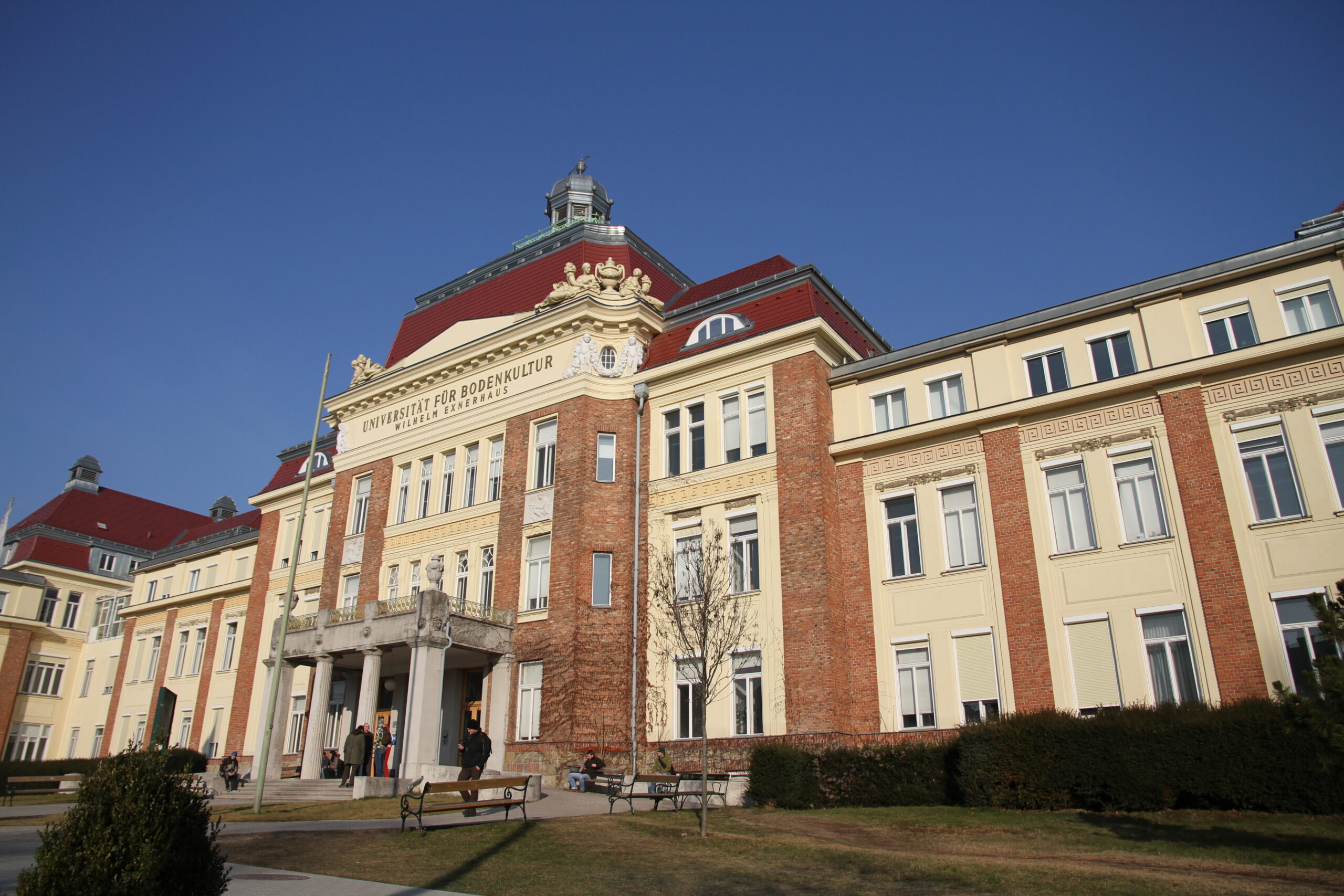 Universität für Bodenkultur Wien (BOKU Wien) - Studiengänge & Inskription Exner Haus-Länglich_Copyright2012-Nagy