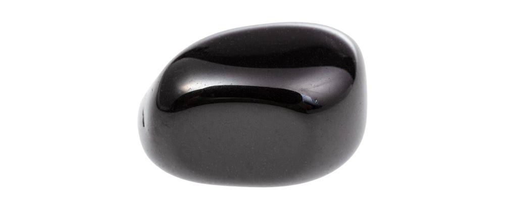 Onyx – bekannter schwarzer Schmuckstein